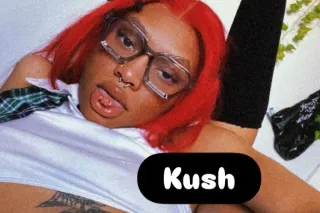 hey Daddy cum see Kush , catch a vibe have a good time and leave happy n empty😏💦💸 - Image 2